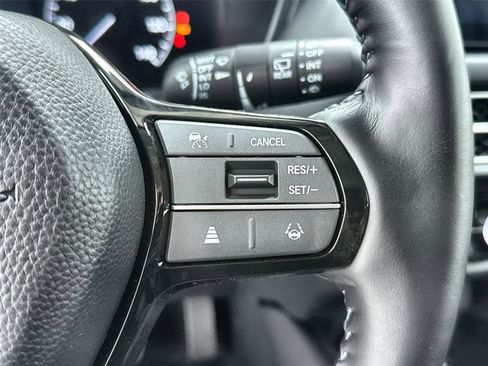 New 2026 Honda HR-V EX-L image 16