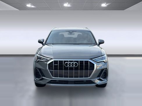 Used 2022 Audi Q3 2.0T Premium Plus w/ Premium Plus Package AWD/4WD image 6