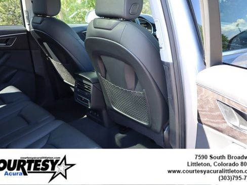 Used 2022 Audi Q7 3.0T Premium w/ Interior Protection Package AWD/4WD image 32