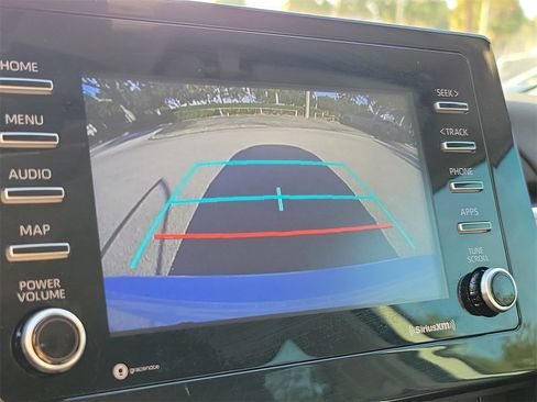 Used 2021 Toyota Camry LE image 25