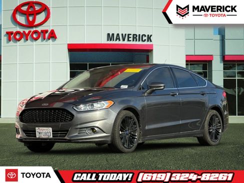 Used 2016 Ford Fusion SE w/ Equipment Group 202A image 1