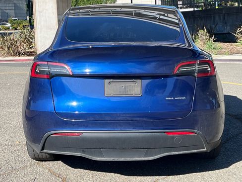 Used 2023 Tesla Model Y Long Range image 4