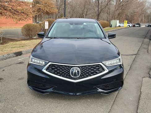 Used 2019 Acura TLX image 2