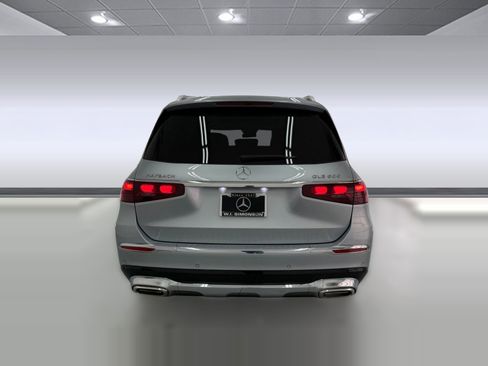 Used 2026 Mercedes-Benz Maybach GLS 600 4MATIC image 9