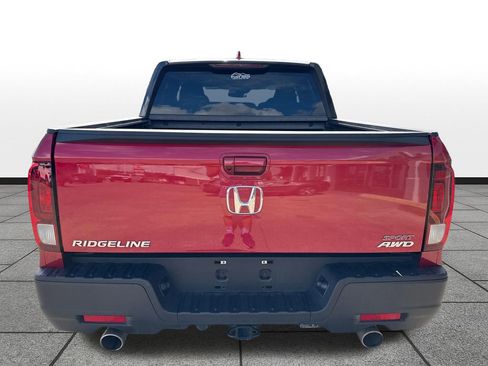 Used 2023 Honda Ridgeline Sport image 4