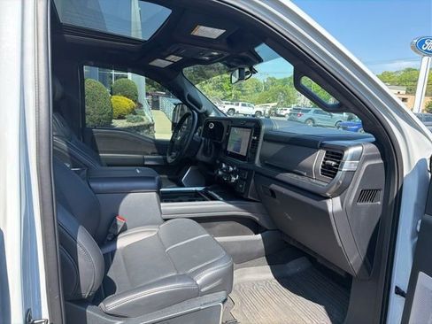 Used 2025 Ford F350 Platinum AWD/4WD image 13