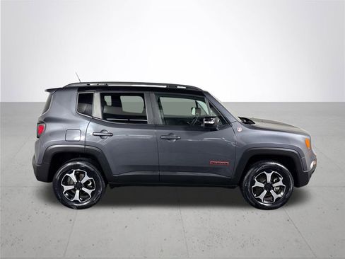 Certified 2022 Jeep Renegade Trailhawk w/ Sun/Sound Group image 6
