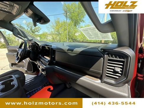 Certified 2024 Chevrolet Silverado 1500 LT AWD/4WD image 28
