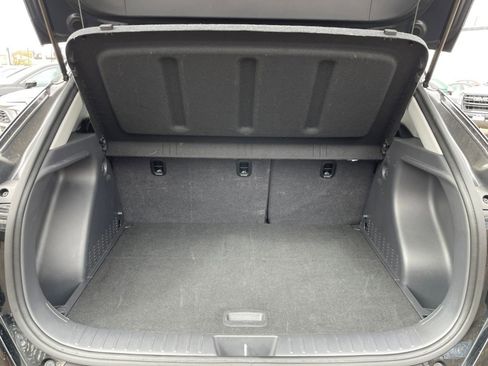 Used 2025 Hyundai Kona SEL image 32