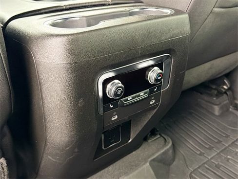 Used 2023 GMC Yukon XL AT4 image 23