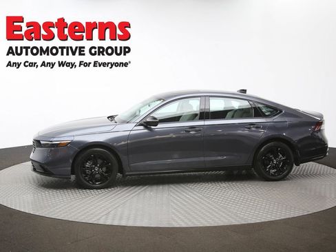 Used 2025 Honda Accord SE image 59