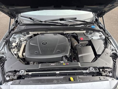 Used 2019 Volvo S60 T6 Inscription image 11