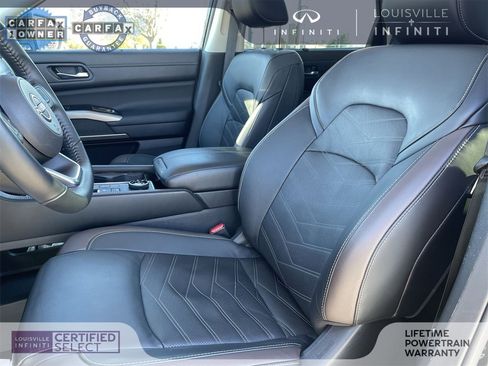 Used 2023 Nissan Pathfinder Platinum image 13