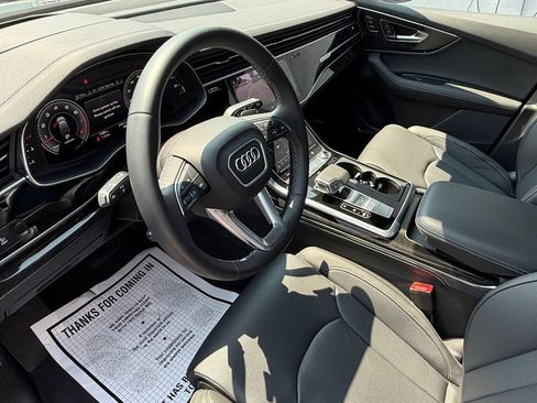Used 2025 Audi Q7 3.0T Prestige AWD/4WD image 4