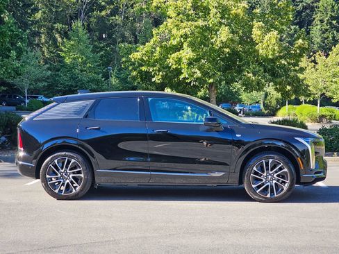 New 2026 Cadillac Optiq Sport 1 AWD/4WD image 6