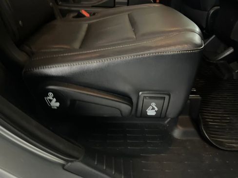 Used 2015 Toyota Highlander Limited Platinum image 56