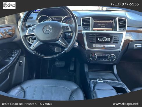 Used 2015 Mercedes-Benz GL 450 4MATIC image 37