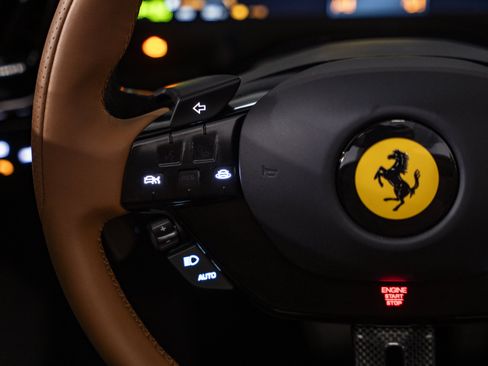 Used 2025 Ferrari Roma Spider RWD image 38