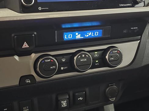 Used 2022 Toyota Tacoma SR5 w/ Technology Package RWD image 21