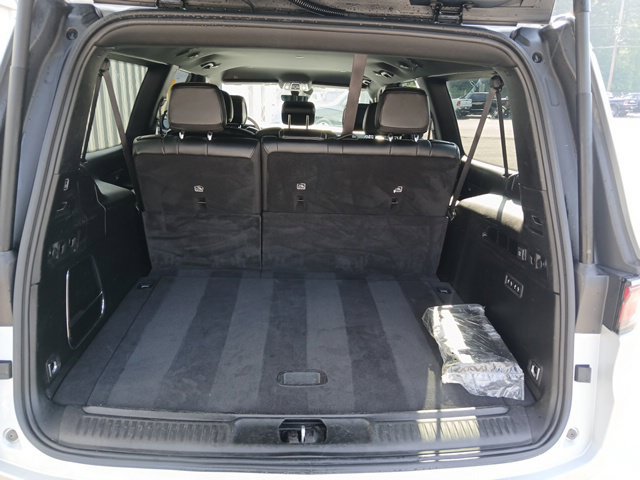 Used 2024 Jeep Wagoneer L Series II AWD/4WD image 9