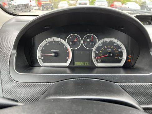 Used 2009 Chevrolet Aveo5 LT w/ Power and Convenience Package FWD image 12