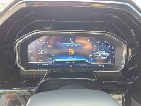 Certified 2025 Chevrolet Silverado 1500 LT Trail Boss w/ Convenience Package II AWD/4WD image 22