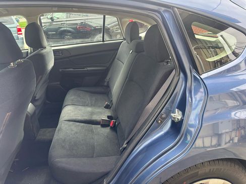 Used 2012 Subaru Impreza 2.0i image 5