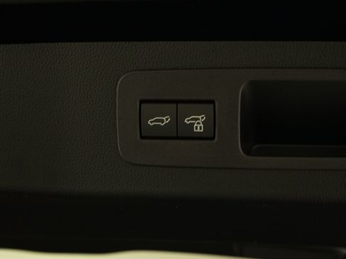 Used 2026 Lexus LX 700h Luxury AWD/4WD image 39
