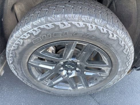 Certified 2023 Chevrolet Silverado 1500 RST w/ Z71 Off-Road Package AWD/4WD image 8