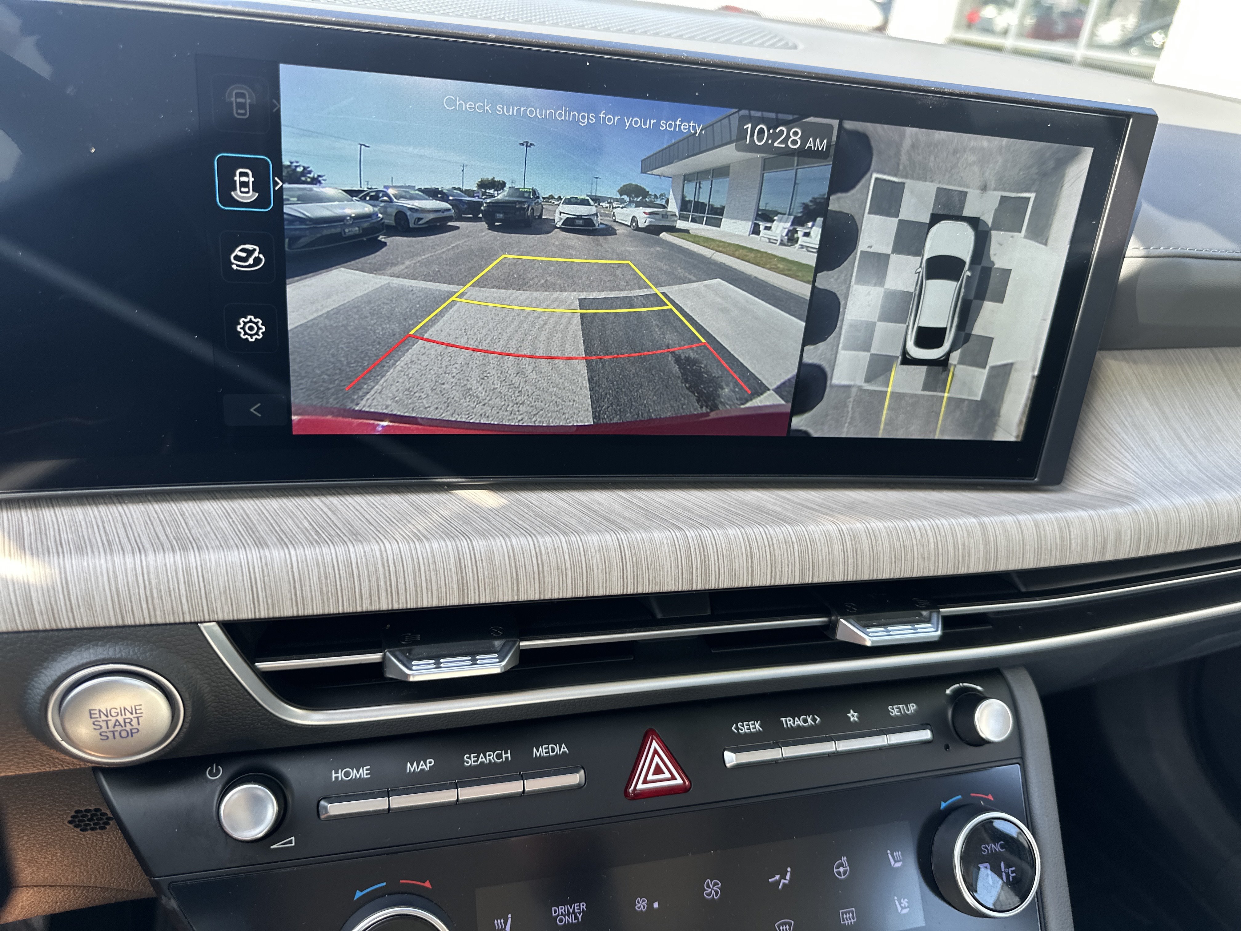 Used 2025 Hyundai Sonata Limited FWD image 18