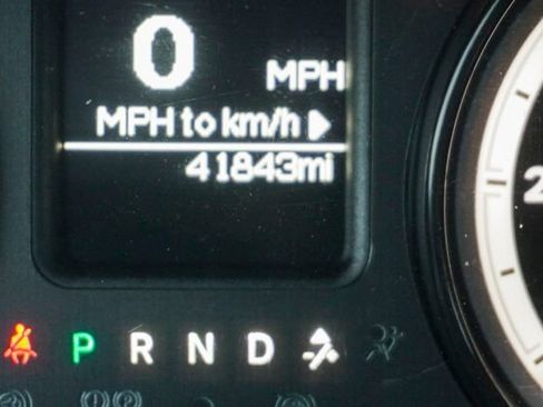 Used 2023 RAM 1500 Classic SLT image 19