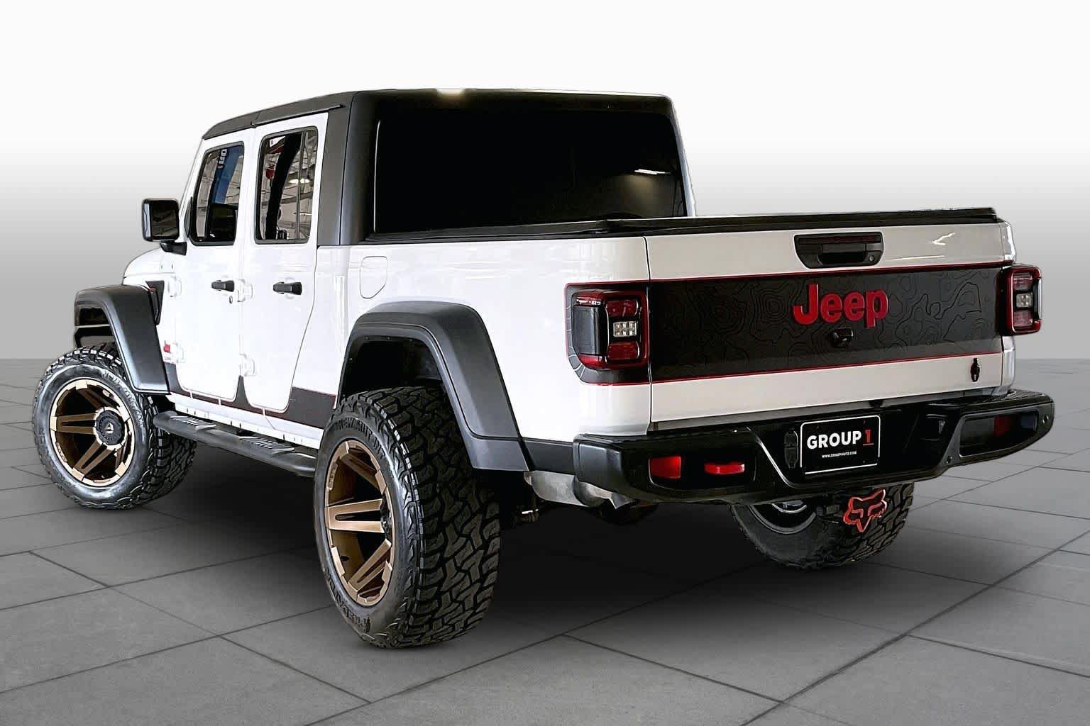 Used 2020 Jeep Gladiator Sport w/ Quick Order Package 24S AWD/4WD image 11