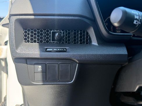 Used 2024 Honda CR-V EX image 16