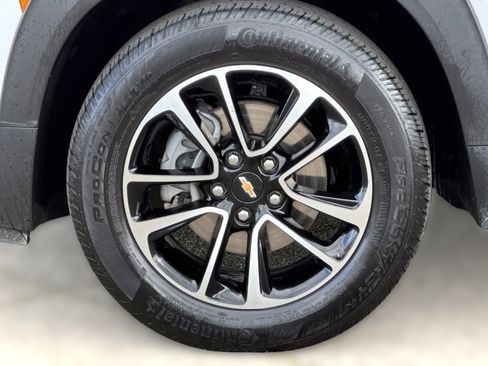 Used 2025 Chevrolet TrailBlazer LT FWD image 10