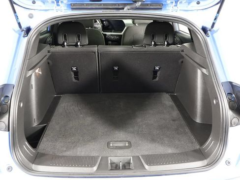 Used 2024 Chevrolet Trax RS w/ Sunroof Package FWD image 20
