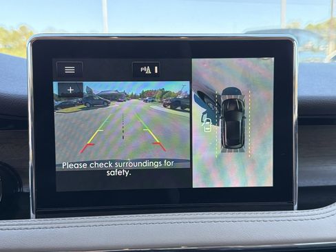 Used 2022 Lincoln Corsair Reserve w/ Equipment Group 201A image 5