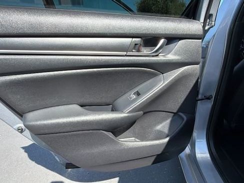 Used 2020 Honda Accord Sport image 14