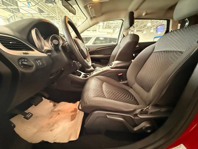 Used 2017 Dodge Journey SE FWD image 7