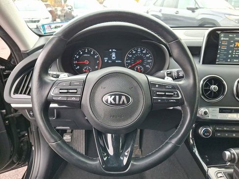 Used 2018 Kia Stinger image 18