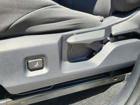 Certified 2025 Toyota Tacoma SR5 RWD image 15