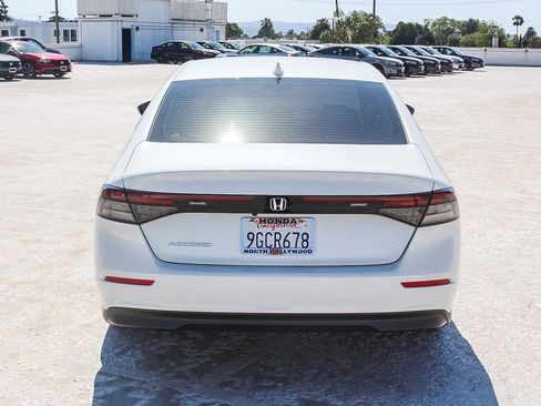 Certified 2023 Honda Accord EX image 5