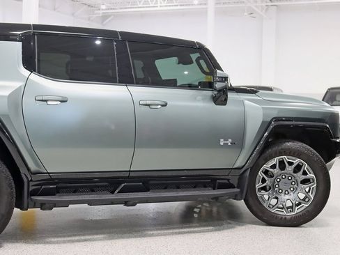 Used 2024 GMC Hummer EV 3X AWD/4WD image 11