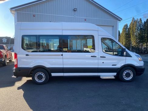 Used 2019 Ford Transit 350 XL image 4