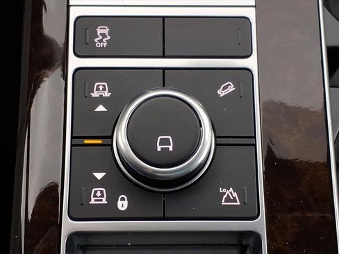 Used 2021 Land Rover Range Rover Westminster Edition image 19