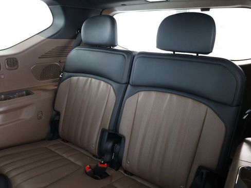 Used 2024 Kia EV9 GT-Line image 21