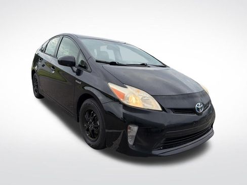 Used 2012 Toyota Prius Two FWD image 2