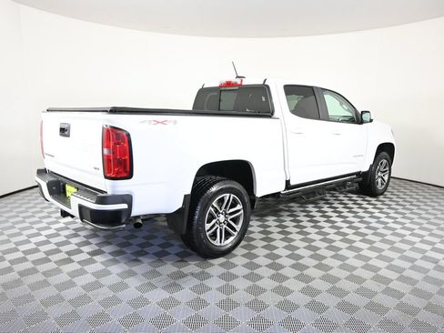 Used 2022 Chevrolet Colorado LT w/ LT Convenience Package AWD/4WD image 7