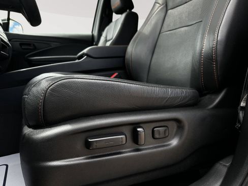 Certified 2024 Honda Passport TrailSport image 12
