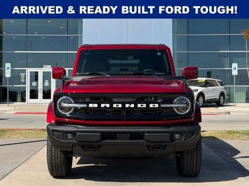 New 2026 Ford Bronco Outer Banks image 2