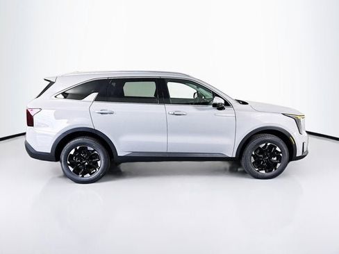 New 2026 Kia Sorento S AWD/4WD image 4